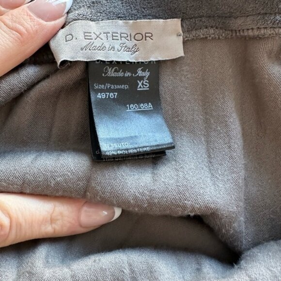 D. Exterior Velvet Pleated Mini Skirt – Size XS – Made in Italy - Picture 2 of 3